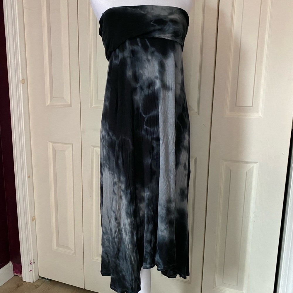 Stylish Black and Gray Strapless Dress